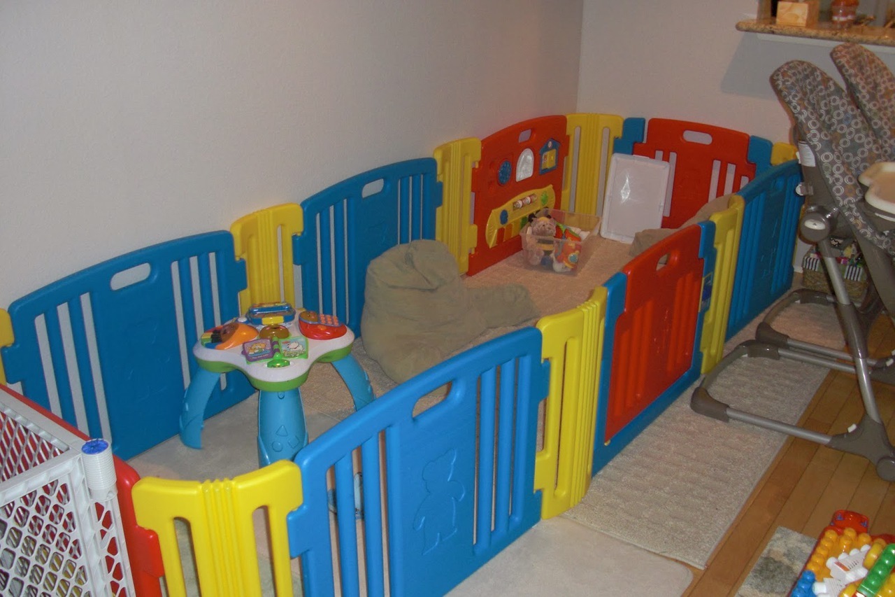Friendly Toys Little Playzone Safety Indoor Gates